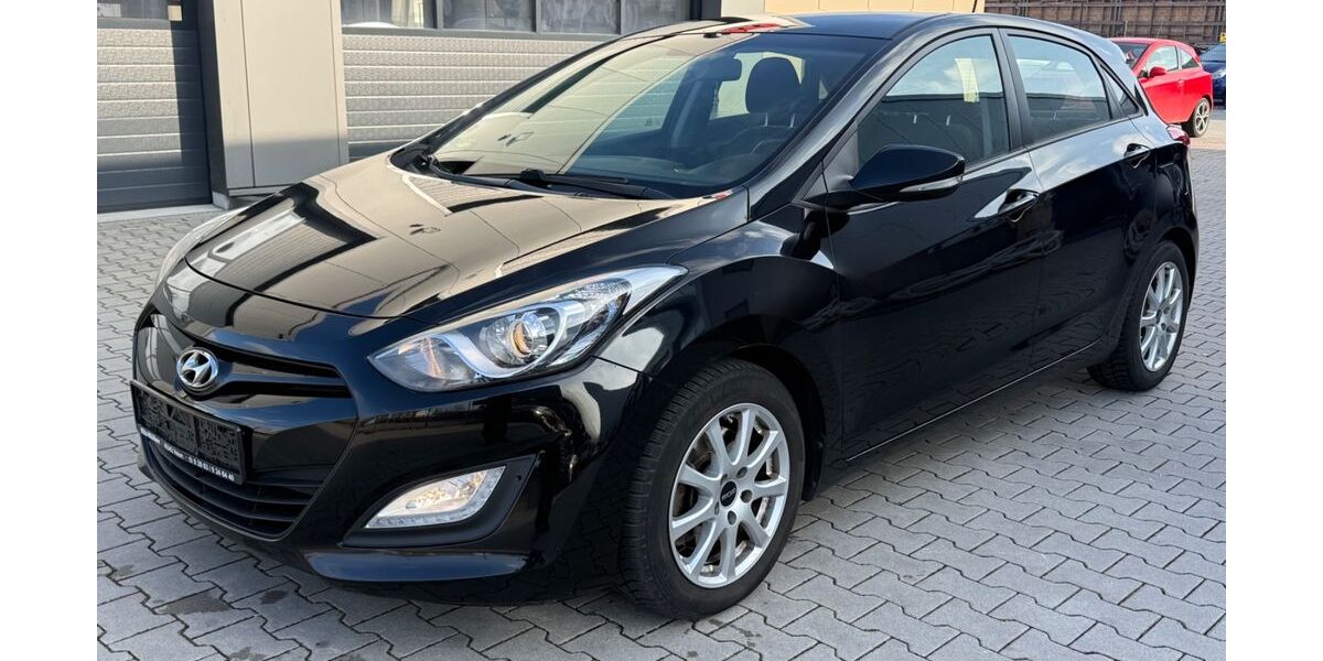 Hyundai i30 303.594 km 2.500 &euro; Gelsenkrichen 45884