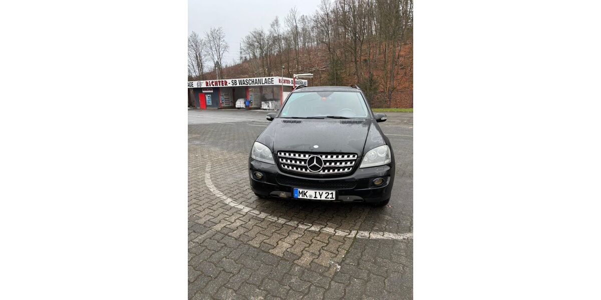 Mercedes-Benz ML 320 290.000 km 6.200 &euro; Altena 58762