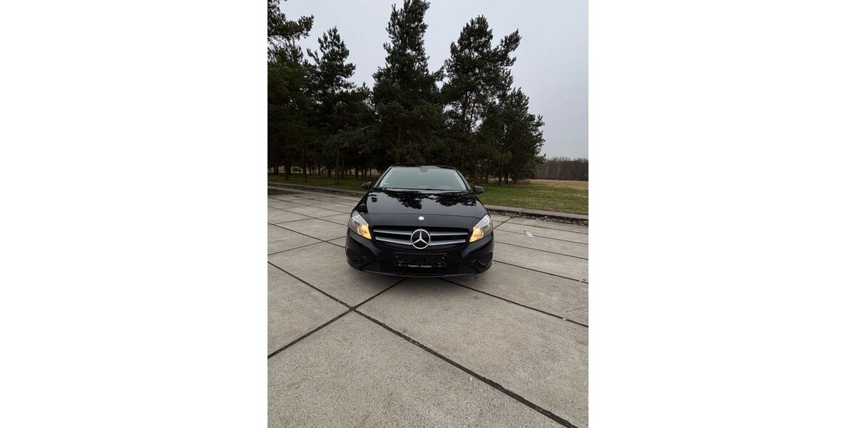 Mercedes-Benz A 180 186.000 km 8.500 &euro; Dortmund 44328