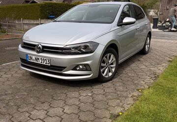 VW Polo 85.200 km 15.700 &euro; Selm 59379