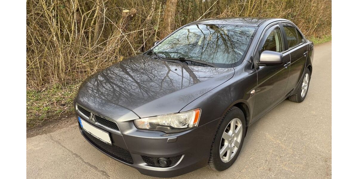 Mitsubishi Lancer 159.000 km 7.400 &euro; Altena 58762