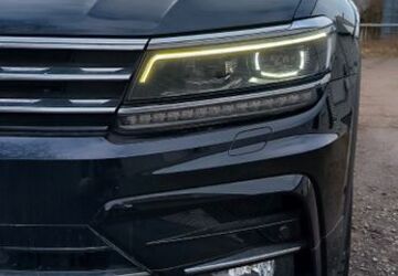 VW Tiguan 141.380 km 17.199 &euro; Hattingen 45525