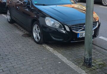 Volvo S60 195.200 km 7.250 &euro; Gelsenkirchen 45894