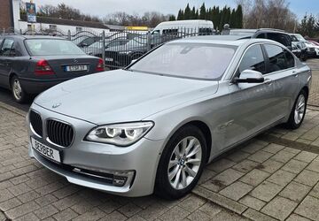 BMW 750 127.760 km 22.990 &euro; Herten 45701