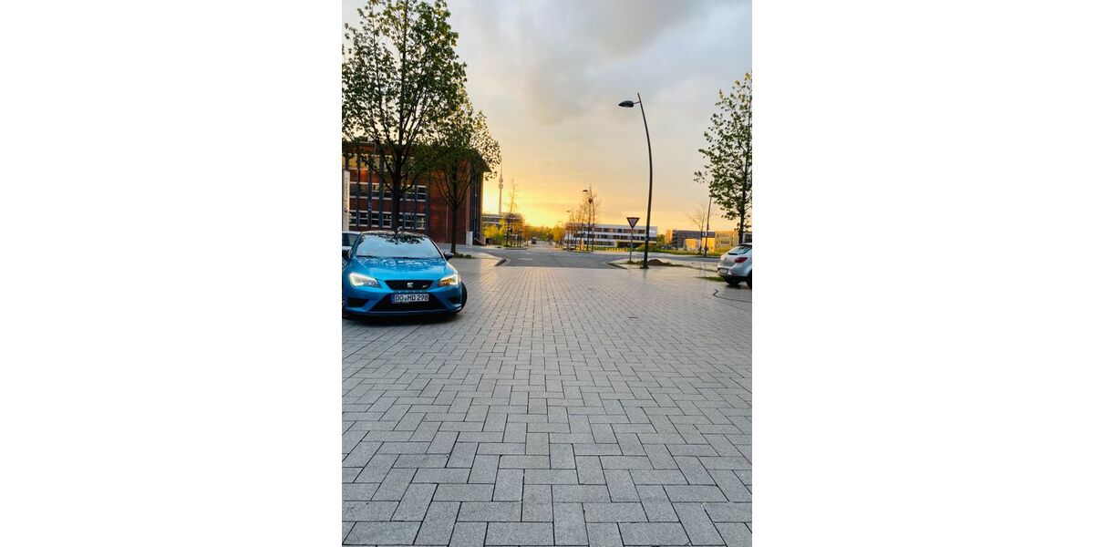 Seat Leon 157.000 km 17.000 &euro; Dortmund 44379