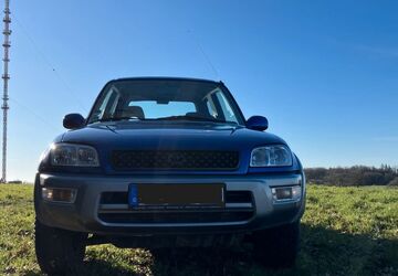 Toyota RAV 4 162.000 km 4.950 &euro; Hattingen 45529