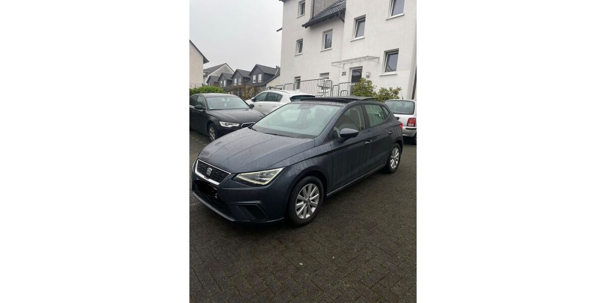 Seat Ibiza 141.000 km 9.900 &euro; Hemer 58675