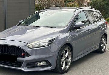 Ford Focus 97.000 km 15.950 &euro; Bochum-Wattenscheid 44866