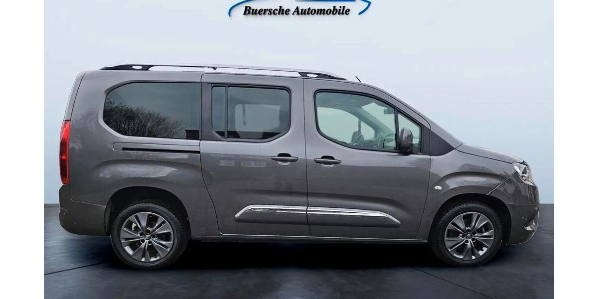 Toyota Proace City 72.100 km 16.999 &euro; Gelsenkirchen 45897