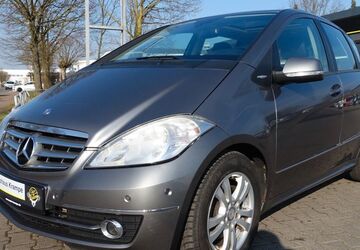 Mercedes-Benz A 180 242.000 km 1.980 &euro; Selm 59379