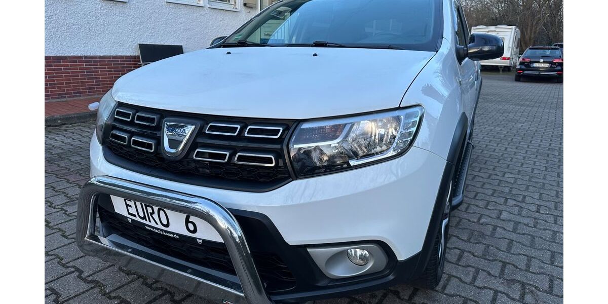 Dacia Sandero 84.000 km 9.900 &euro; Dortmund 44265