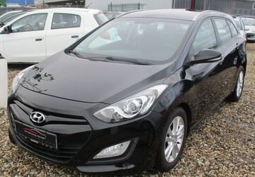 Hyundai i30 176.584 km 6.499 &euro; Selm 59379