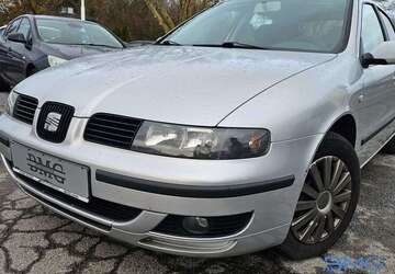 Seat Leon 241.596 km 2.490 &euro; Lünen 44532