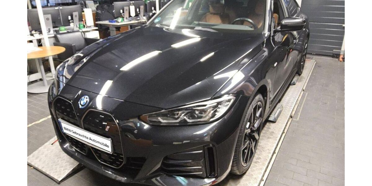 BMW i4 11.951 km 41.820 &euro; Hagen 58091