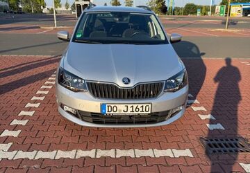 Skoda Fabia 61.900 km 11.000 &euro; Dortmund 44388