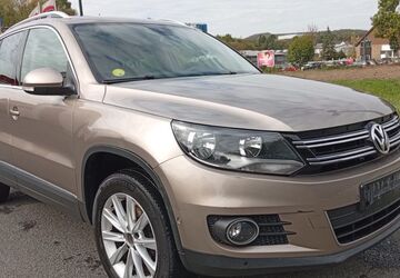 VW Tiguan 273.408 km 7.550 &euro; dortmund 44369