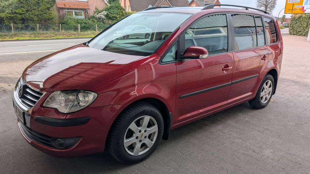 VW Touran 228.158 km 2.890 &euro; Dortmund 44339