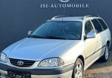 Toyota Avensis 215.000 km 2.990 &euro; Recklinghausen 45663