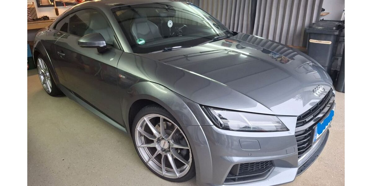 Audi TT 114.583 km 25.700 &euro; Ennepetal 58256