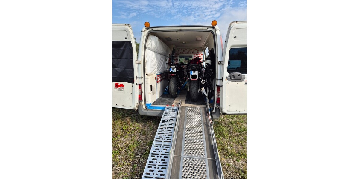 Ford Transit 304.949 km 5.900 &euro; Gelsenkirchen 45879