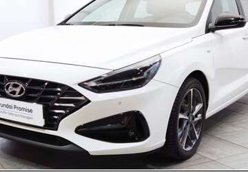 Hyundai i30 44.329 km 18.970 &euro; Gelsenkirchen 45897