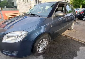 Skoda Fabia 141.500 km 2.990 &euro; Dortmund 44339