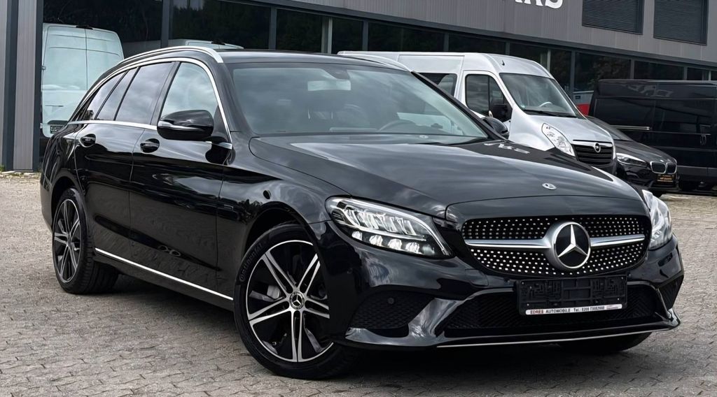 Mercedes-Benz C 300 109.000 km 23.499 &euro; Gelsenkirchen 45879