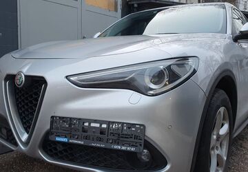 Alfa Romeo Stelvio 128.000 km 18.980 &euro; Dortmund 44145