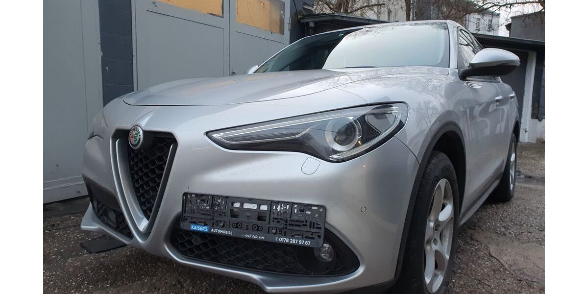 Alfa Romeo Stelvio 128.000 km 18.980 &euro; Dortmund 44145
