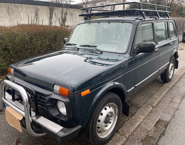 Lada Niva 62.000 km 14.199 &euro; Dortmund 44287
