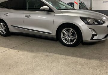 Ford Focus 50.900 km 12.750 &euro; Dortmund 44225