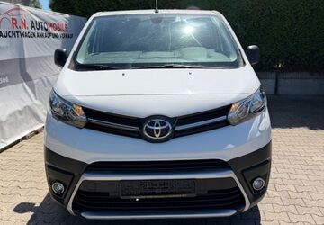 Toyota Proace (Verso) 172.944 km 10.500 &euro; Dortmund 44388