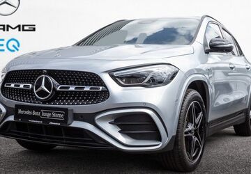Mercedes-Benz GLA 250 14.657 km 44.880 &euro; Schwerte 58239