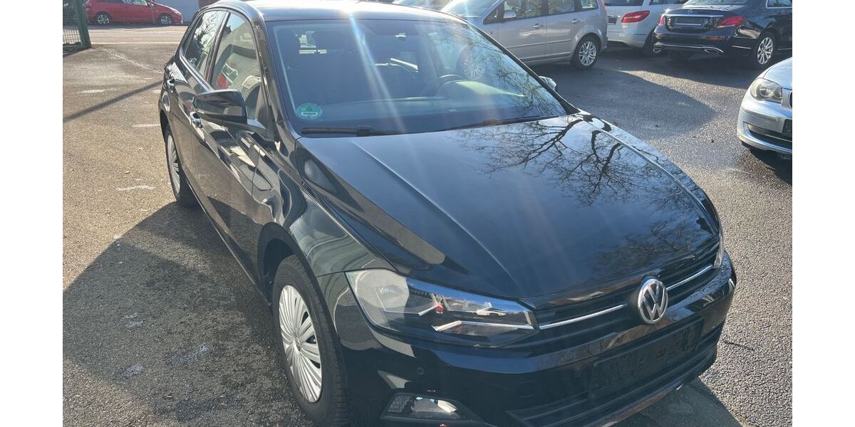 VW Polo 114.000 km 9.999 &euro; Recklinghausen 45663