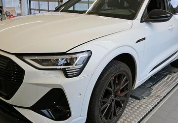 Audi e-tron 26.690 km 31.850 &euro; Hagen 58091