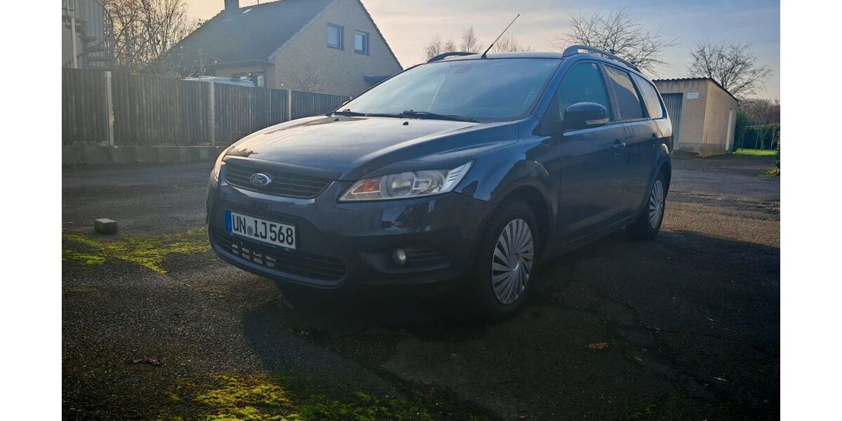 Ford Focus 175.000 km 3.299 &euro; Unna 59425