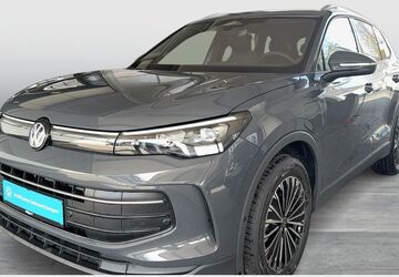 VW Tiguan 3.111 km 39.555 &euro; Dortmund 44141