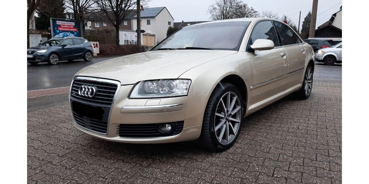Audi A8 210.000 km 7.800 &euro; Recklinghausen 45663