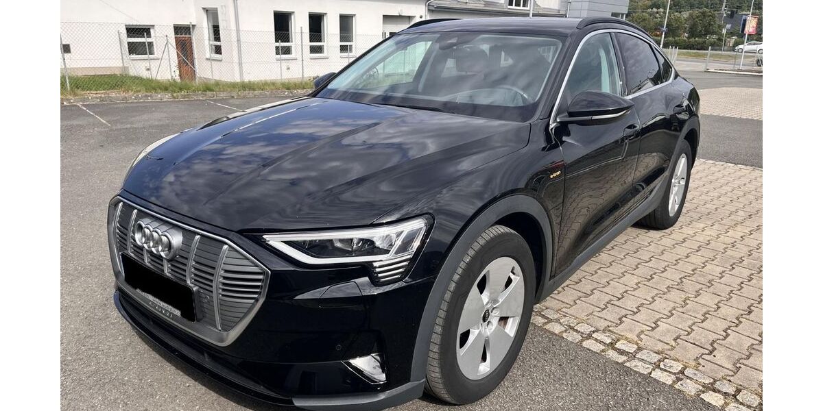 Audi e-tron 49.704 km 35.300 &euro; Hagen 58091