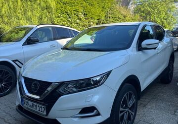 Nissan Qashqai 107.000 km 14.500 &euro; Dortmund 44388