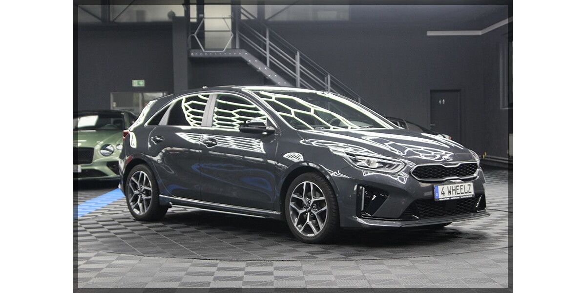 Kia ceed / Ceed 99.000 km 15.299 &euro; Hemer 58675