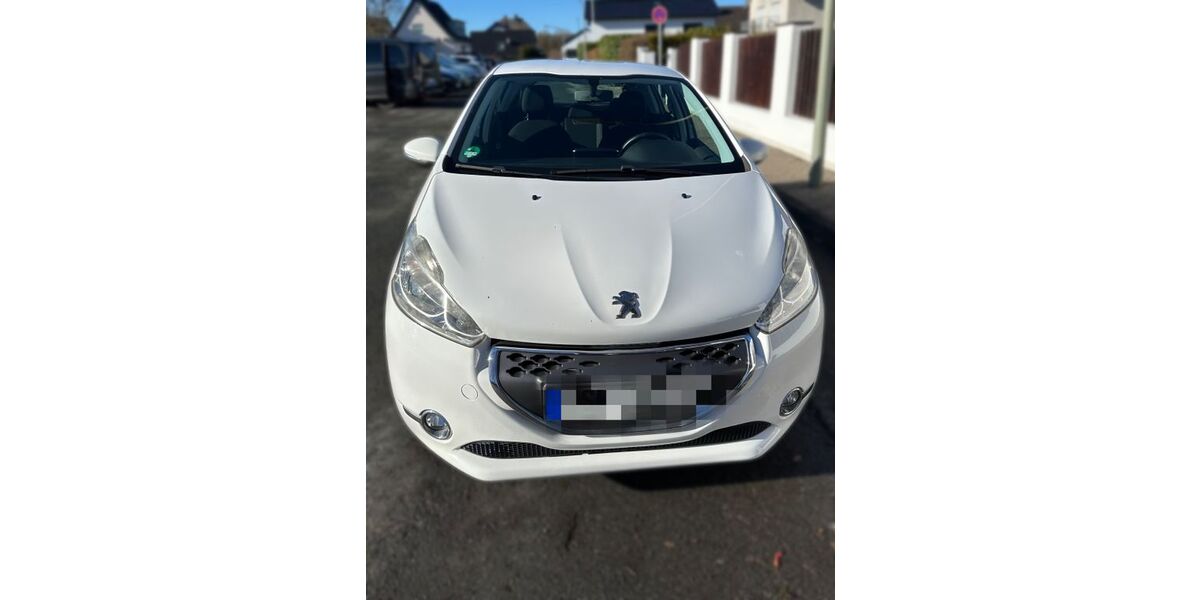 Peugeot 208 103.049 km 6.500 &euro; Dortmund 44379