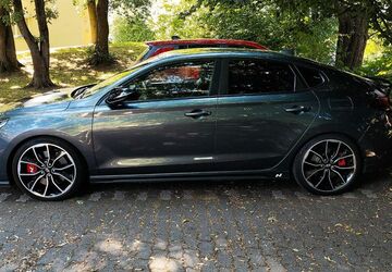 Hyundai i30 109.000 km 18.600 &euro; Dortmund 44263