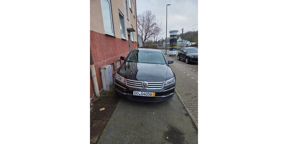 VW Phaeton 221.000 km 7.490 &euro; Dortmund 44339