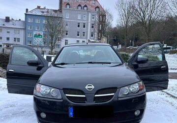 Nissan Almera 88.000 km 2.700 &euro; Hagen 58091