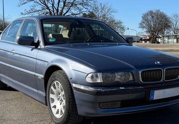 BMW 728 246.139 km 8.399 &euro; Dortmund 44139