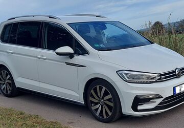 VW Touran 166.000 km 17.490 &euro; Dortmund 44289