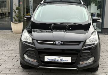 Ford Kuga 141.956 km 8.600 &euro; Olfen 59399