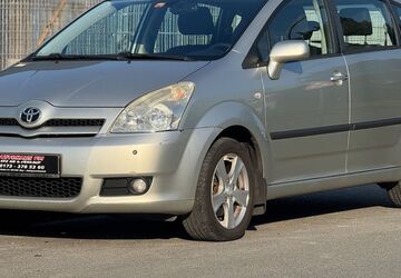 Toyota Corolla Verso 110.000 km 5.490 &euro; Oer-Erkenschwick 45739