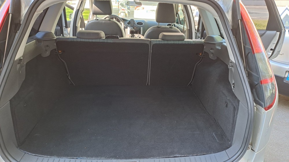 Ford Focus 204.123 km 2.000 &euro; Schwelm 58332